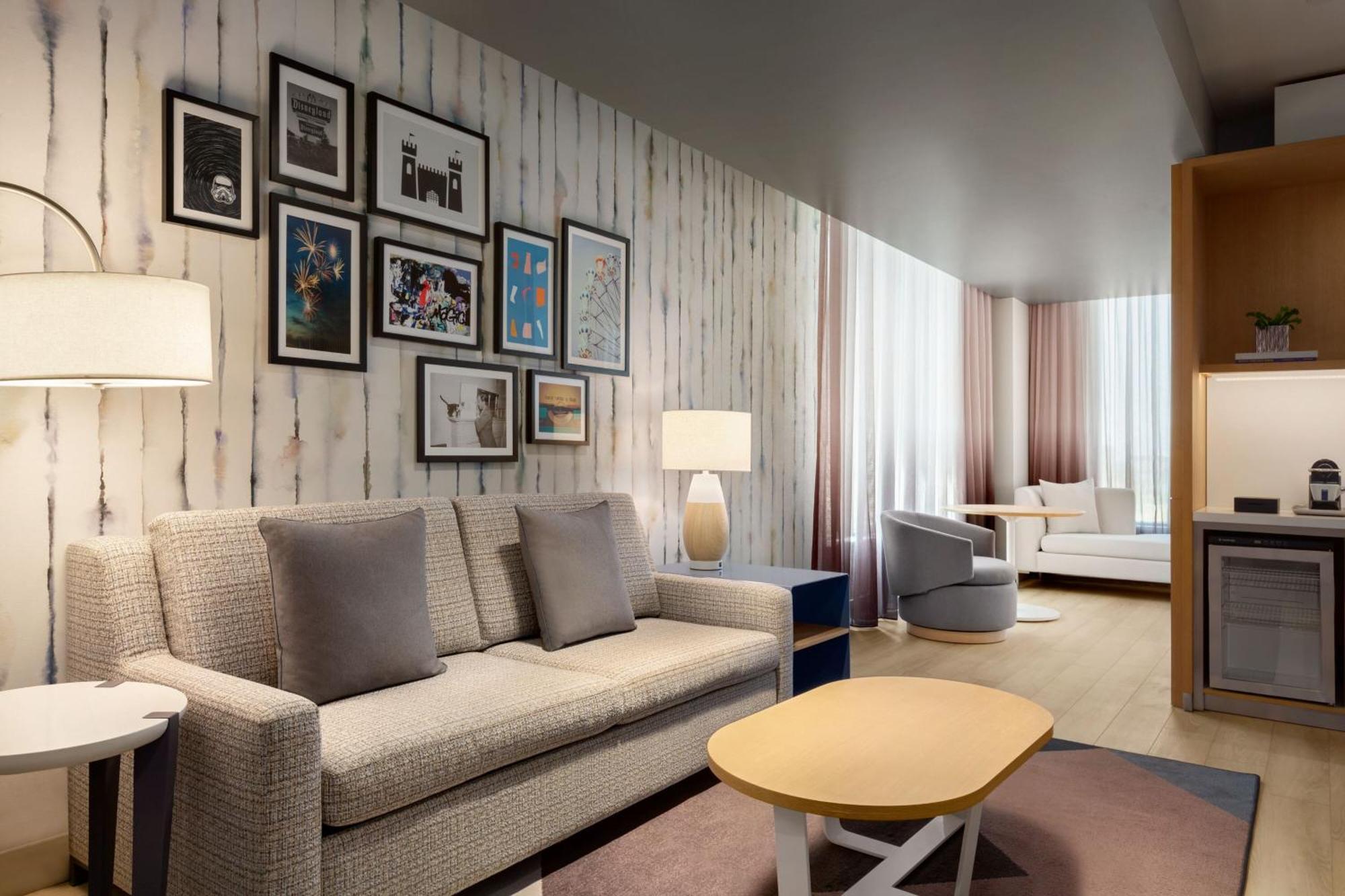 เรดิสัน บลู อนาไฮม์ Hotel ภายนอก รูปภาพ